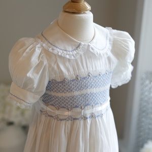 Strasburg Dress White RARE FIND Vintage Smocked Spring Special Occasion LIKE NEW